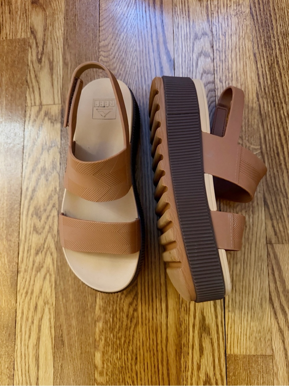 Reef Water Vista Higher Tan/Brown Platform Size Women’s 9
